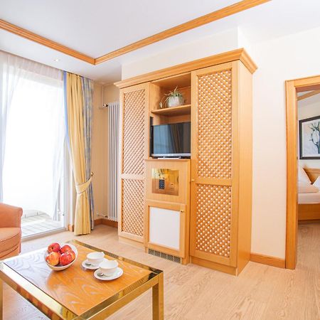 Thermenhotel Quellenhof Бад-Фюссінг Екстер'єр фото