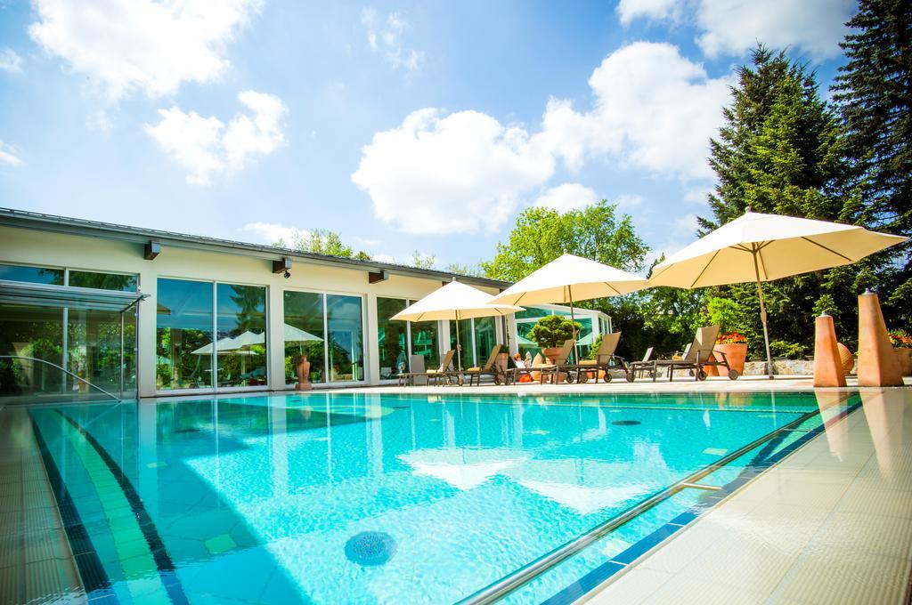 Thermenhotel Quellenhof Бад-Фюссінг Екстер'єр фото