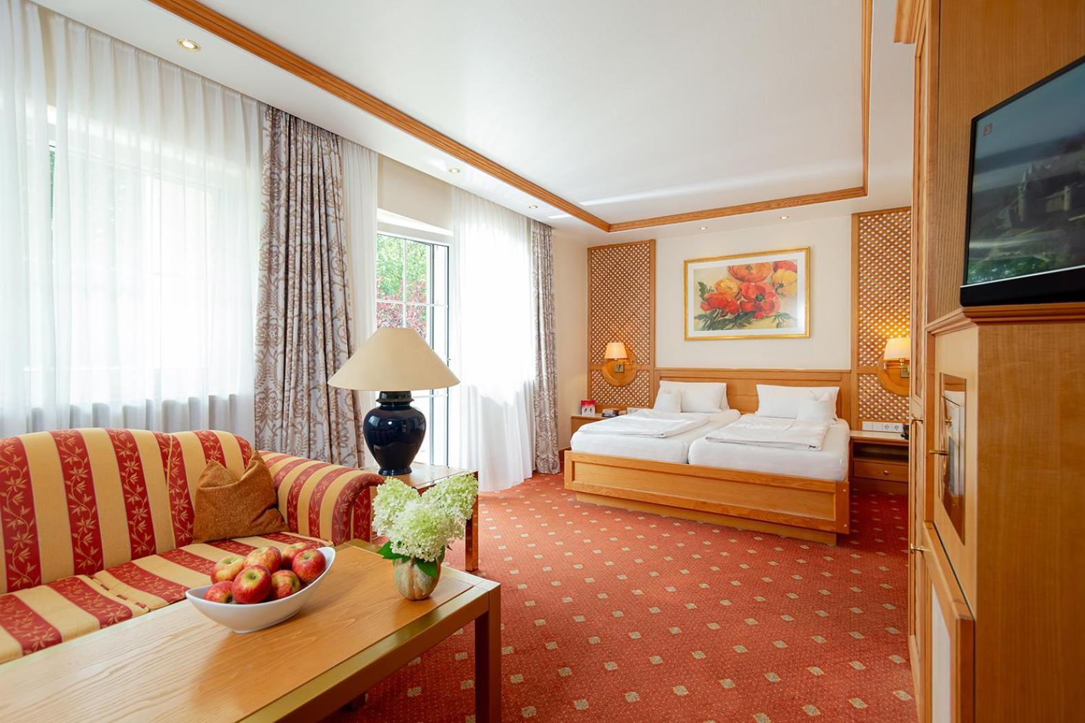 Thermenhotel Quellenhof Бад-Фюссінг Екстер'єр фото